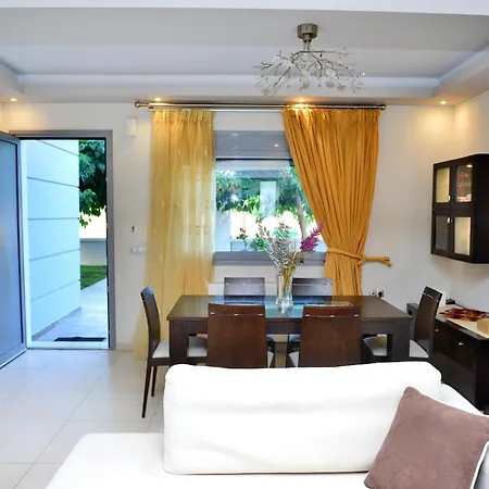 Diamond Rod Near Faliraki 빌라 Kalithies