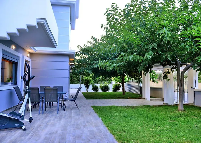 Diamond Rod Near Faliraki Kalithiész